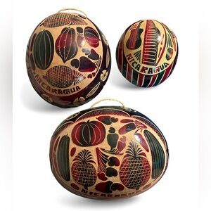 Vintage Nicaraguan Hand‎ Carved Gourd Wall Art Ornaments Decor Folk Art 1992 Set